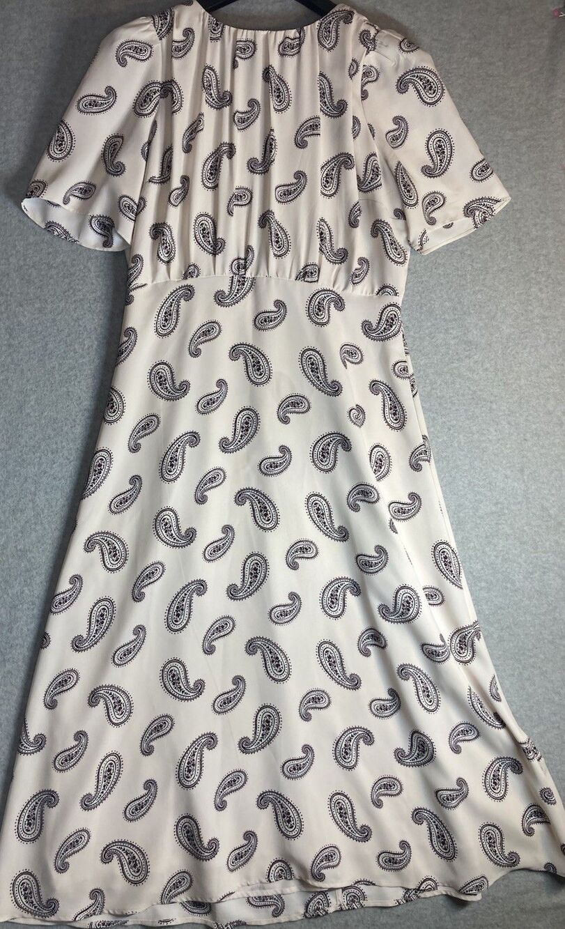 Ann Taylor Dress Sz 8 Cream Paisley Floral Maxi Feminine Romantic Flutter Sleeve